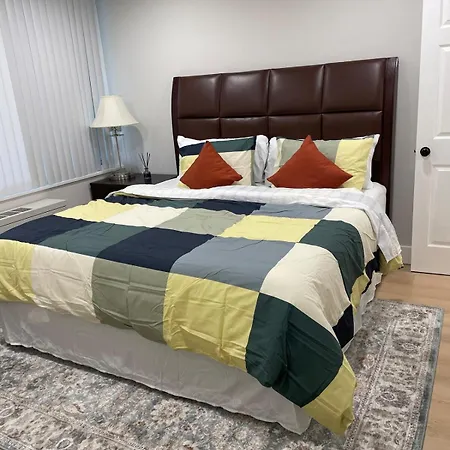 Cozy Suite At Towson Center